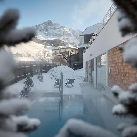 Hotel Des Alpes La Villa  Esterno foto