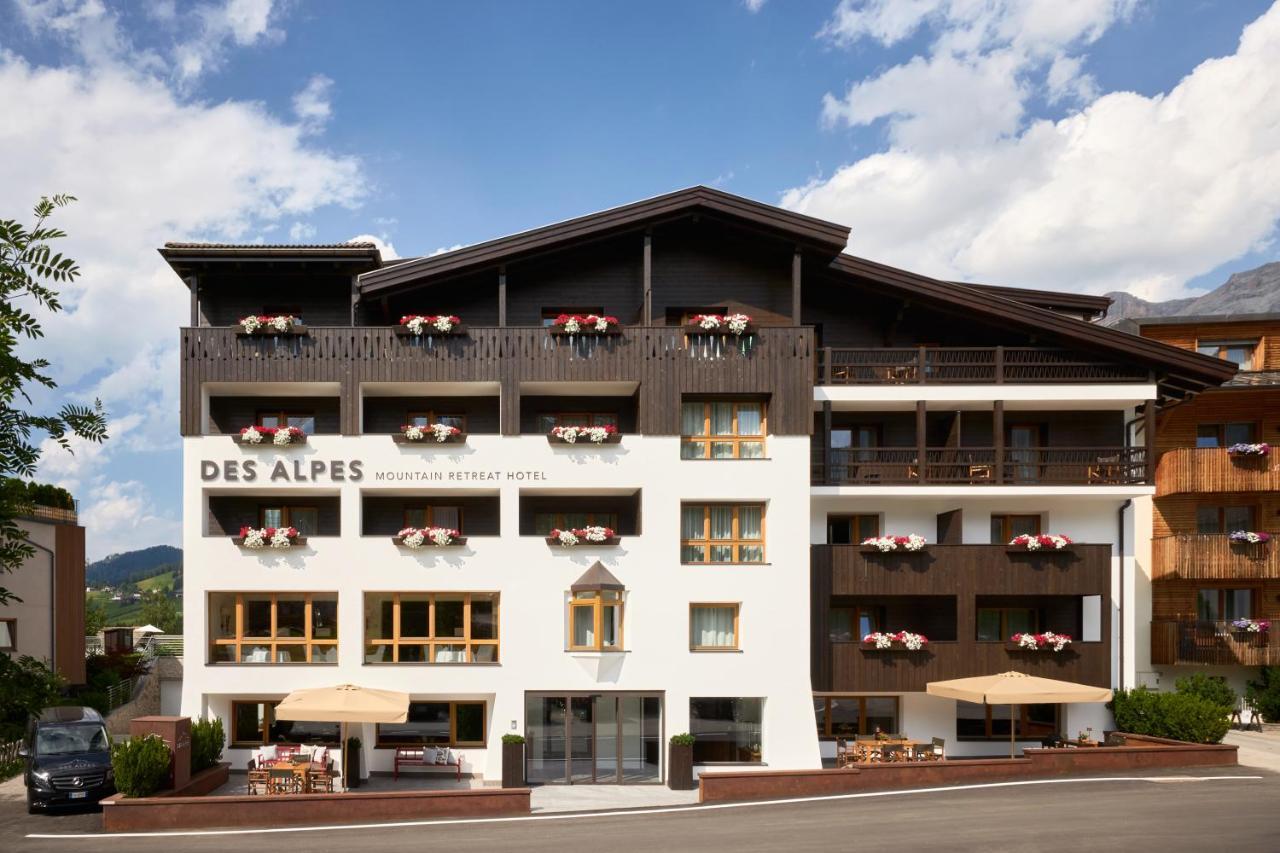 Hotel Des Alpes La Villa  Esterno foto
