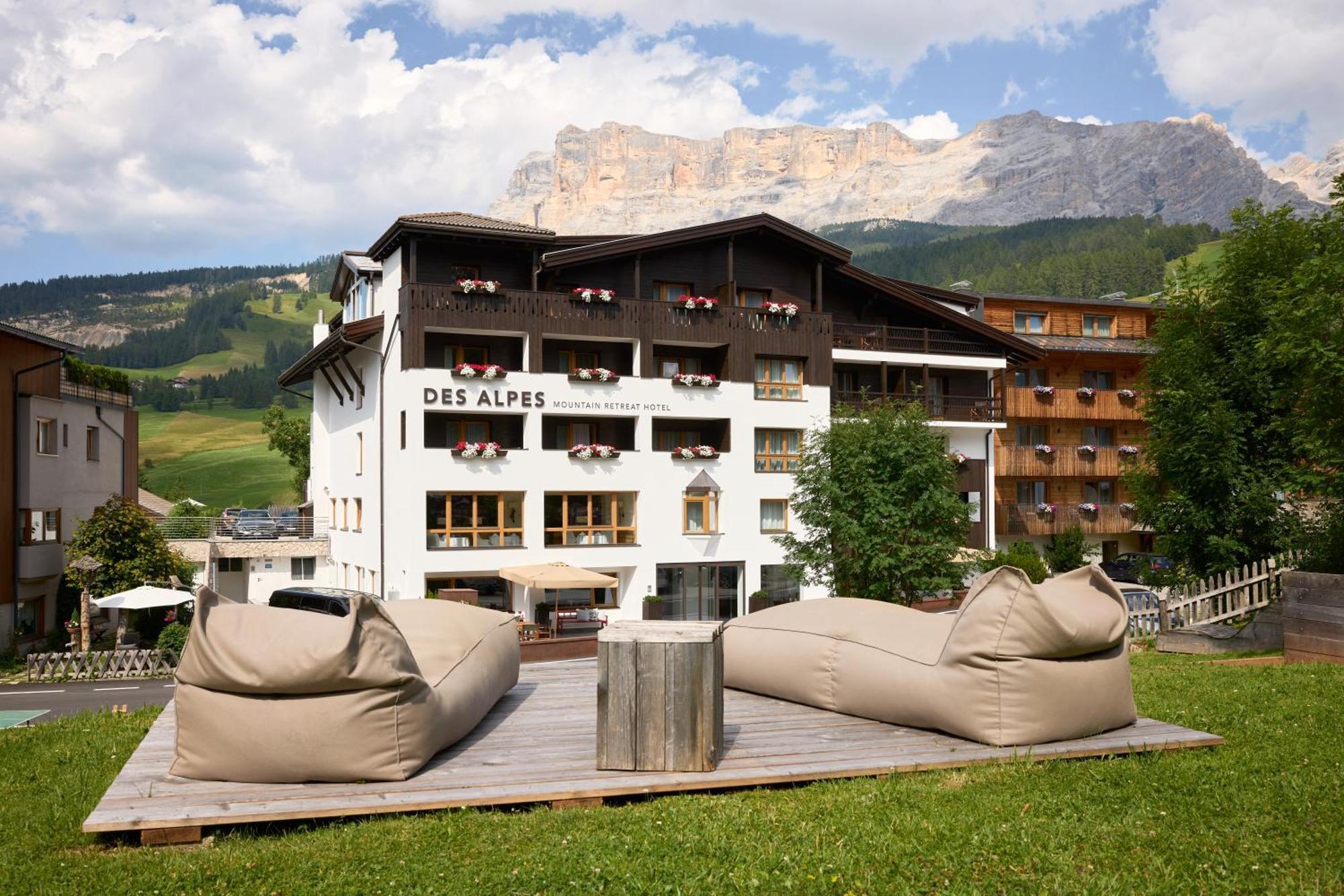 Hotel Des Alpes La Villa  Esterno foto