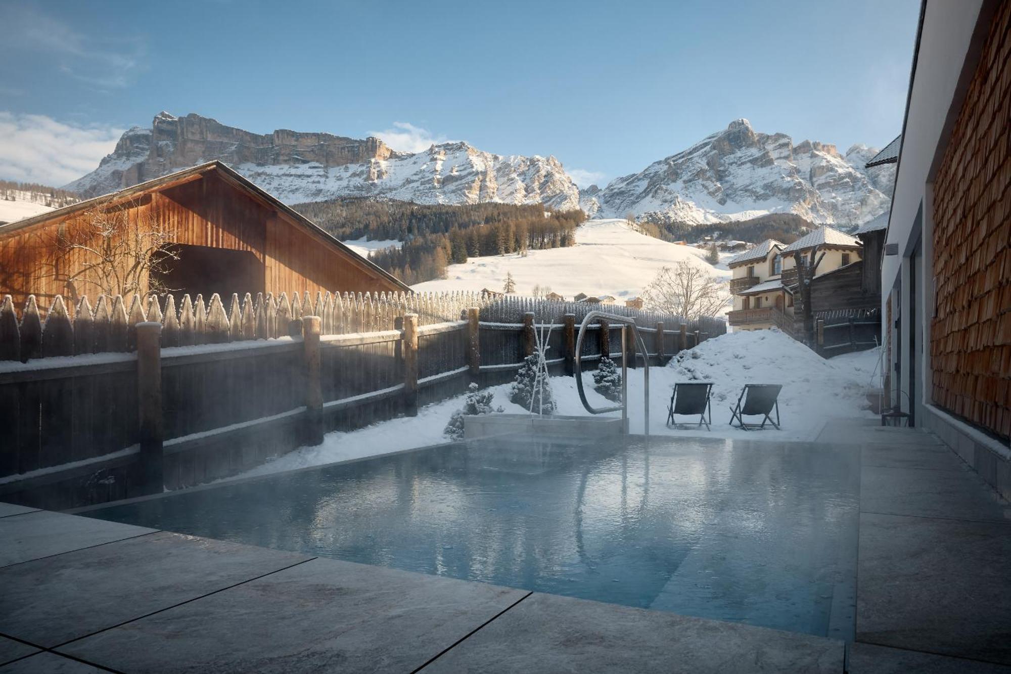 Hotel Des Alpes La Villa  Esterno foto